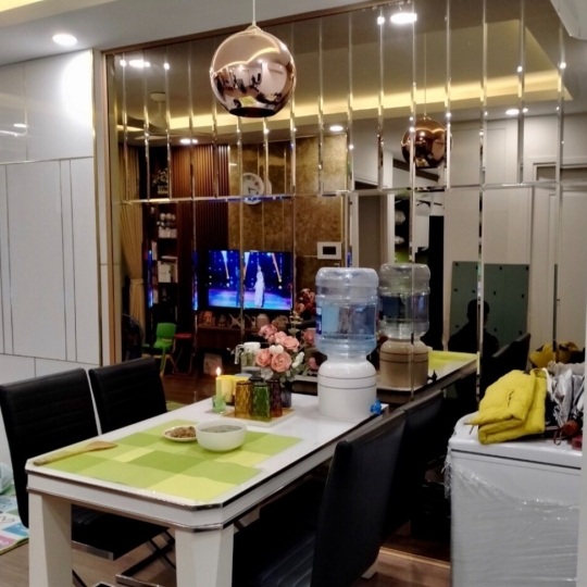 HÌNH TỔNG HỢP KÍNH THỦY TRANG TRÍ .